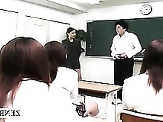 ezel klas fetisch Japans masturbatie milf feest schoolmeisje