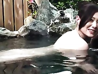 baño mamada japonés MILF al aire libre Punto De Vista sin censura